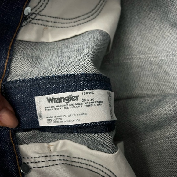 Levi's Blue Slim Jeans with Classic Design - Picture 13 of 13